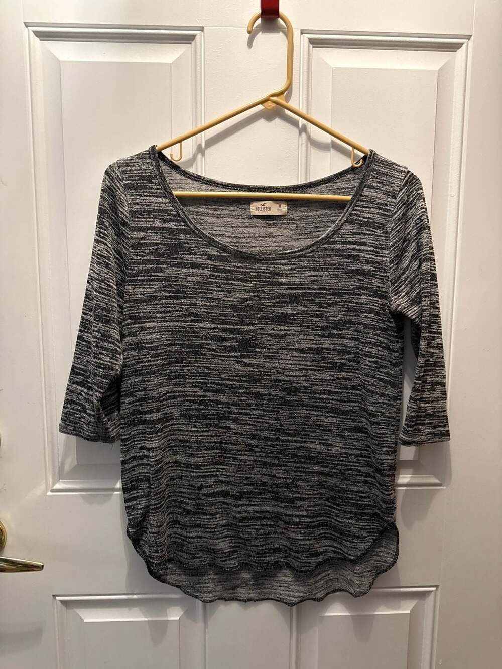 Hollister Shirt Women's Size Small Sleeve Gray Black Casual Soft Stretchy Top